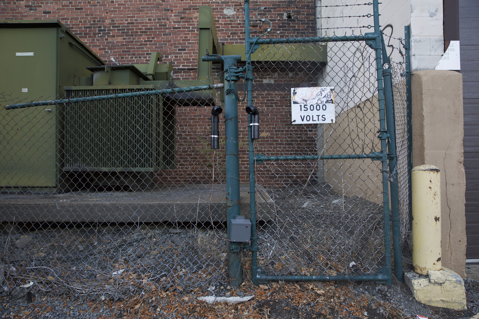 06 6557 Avenue de l'Esplanade - Installation photo 4 - Sounding the City 001 - Montréal 2015-2016